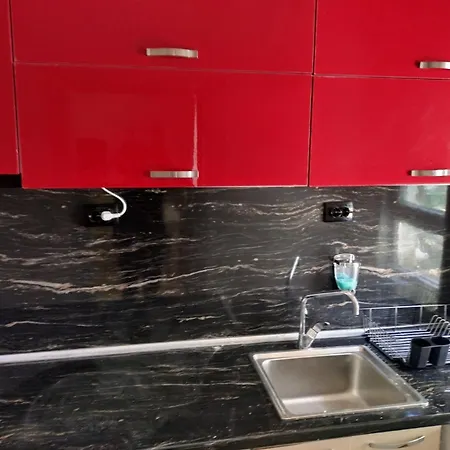 Nedyalkov شقة فارنا